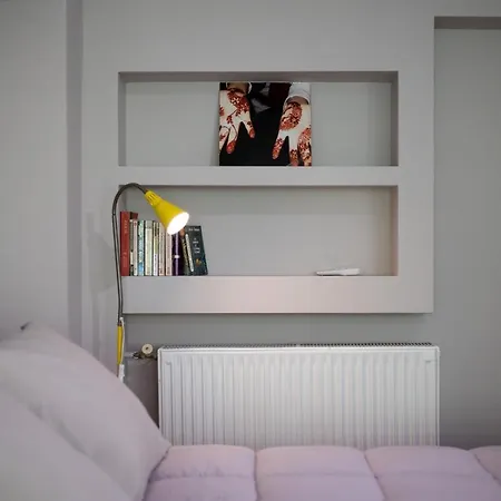 Newly Cosy Renovated Downtown Appartement Athene